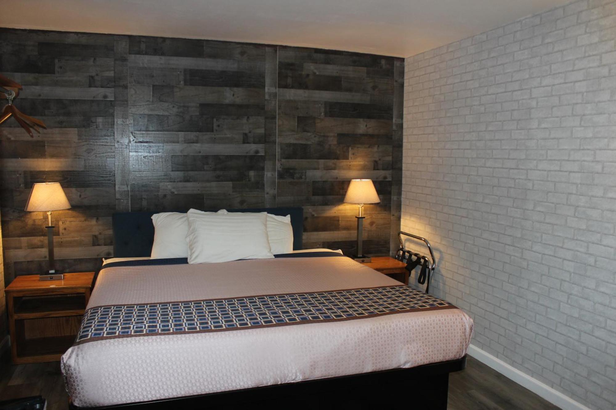 Cedarwood Of Motel