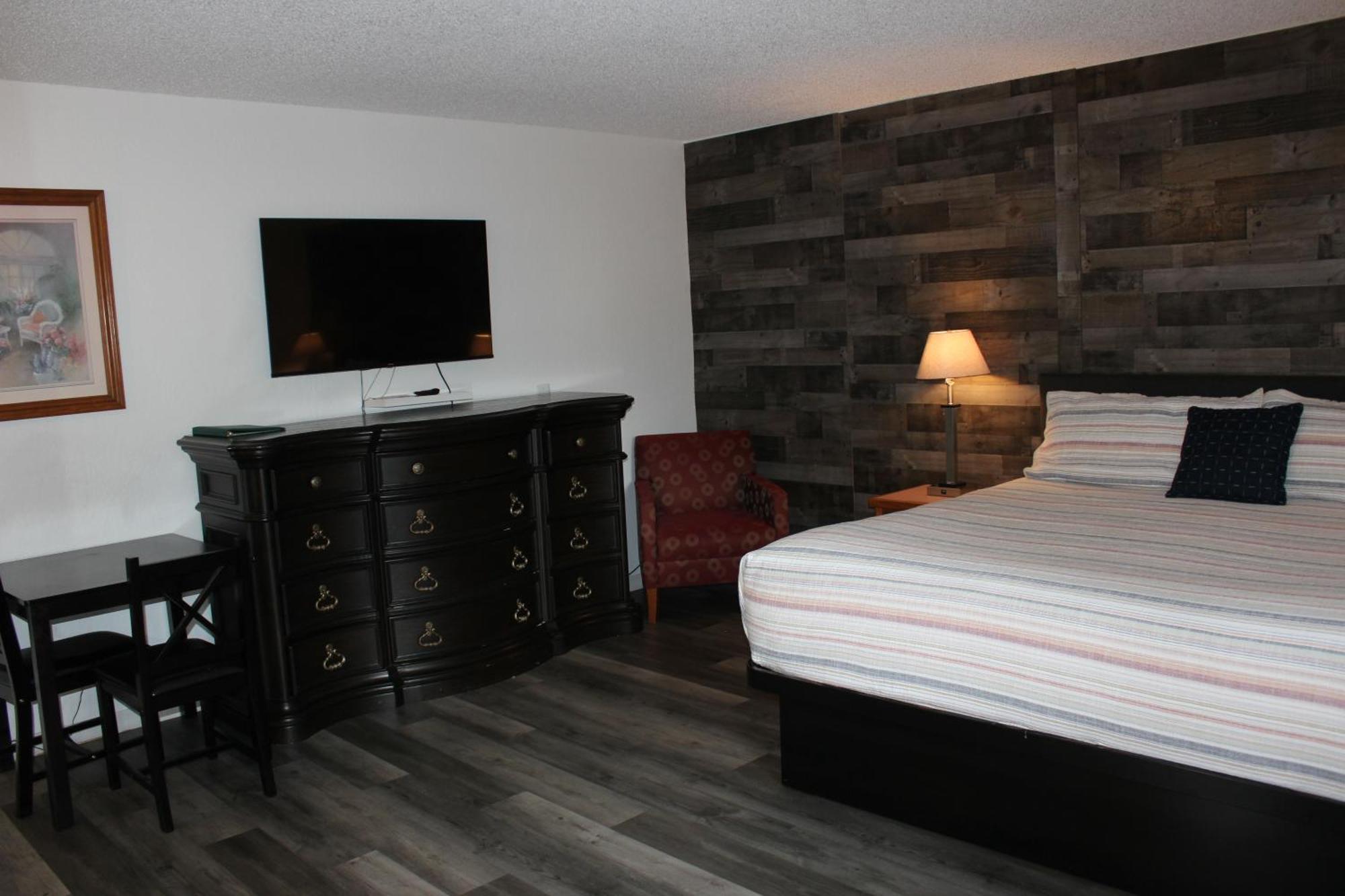 Motel Cedarwood Of 2*
