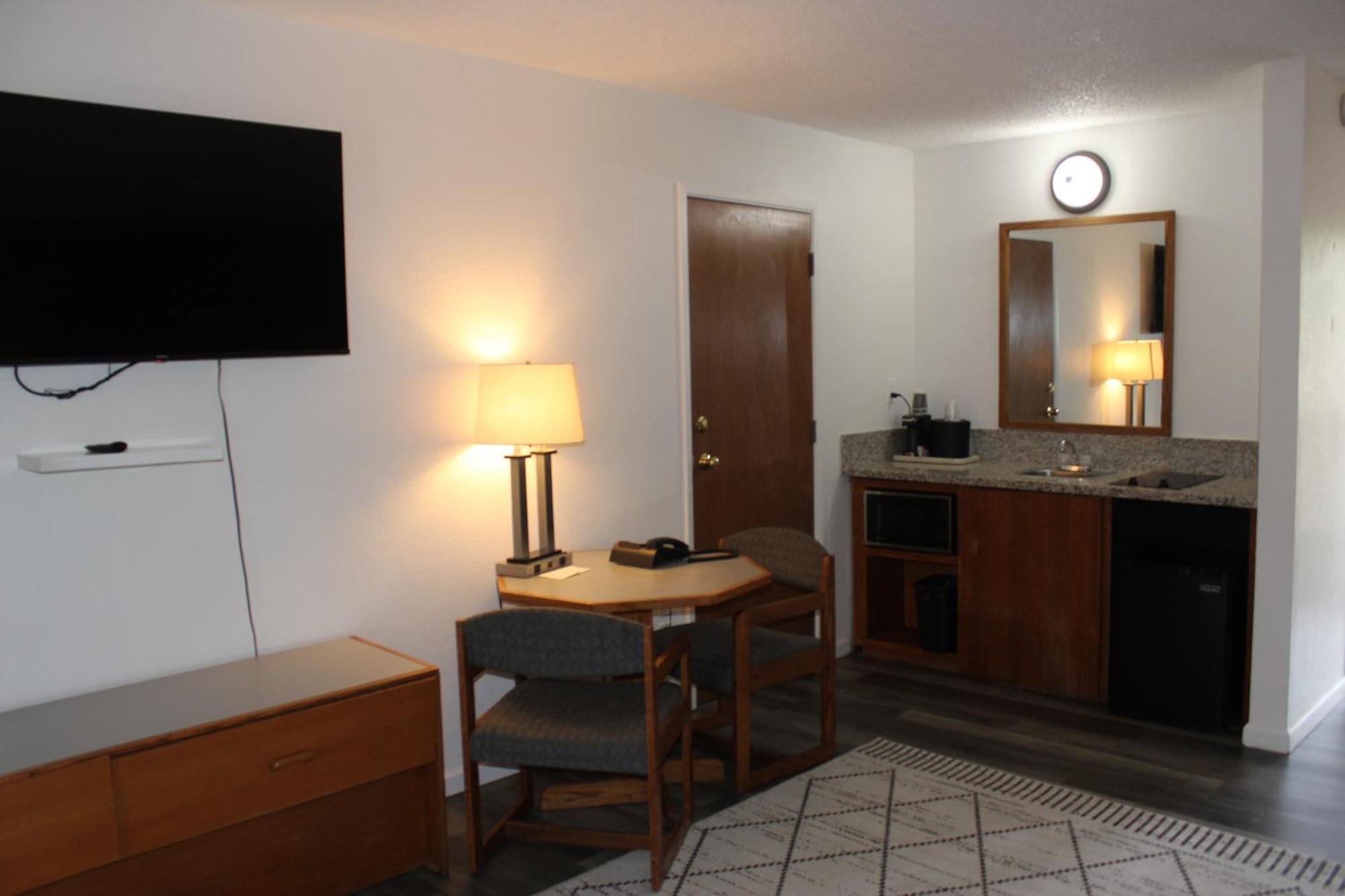Motel Cedarwood Of