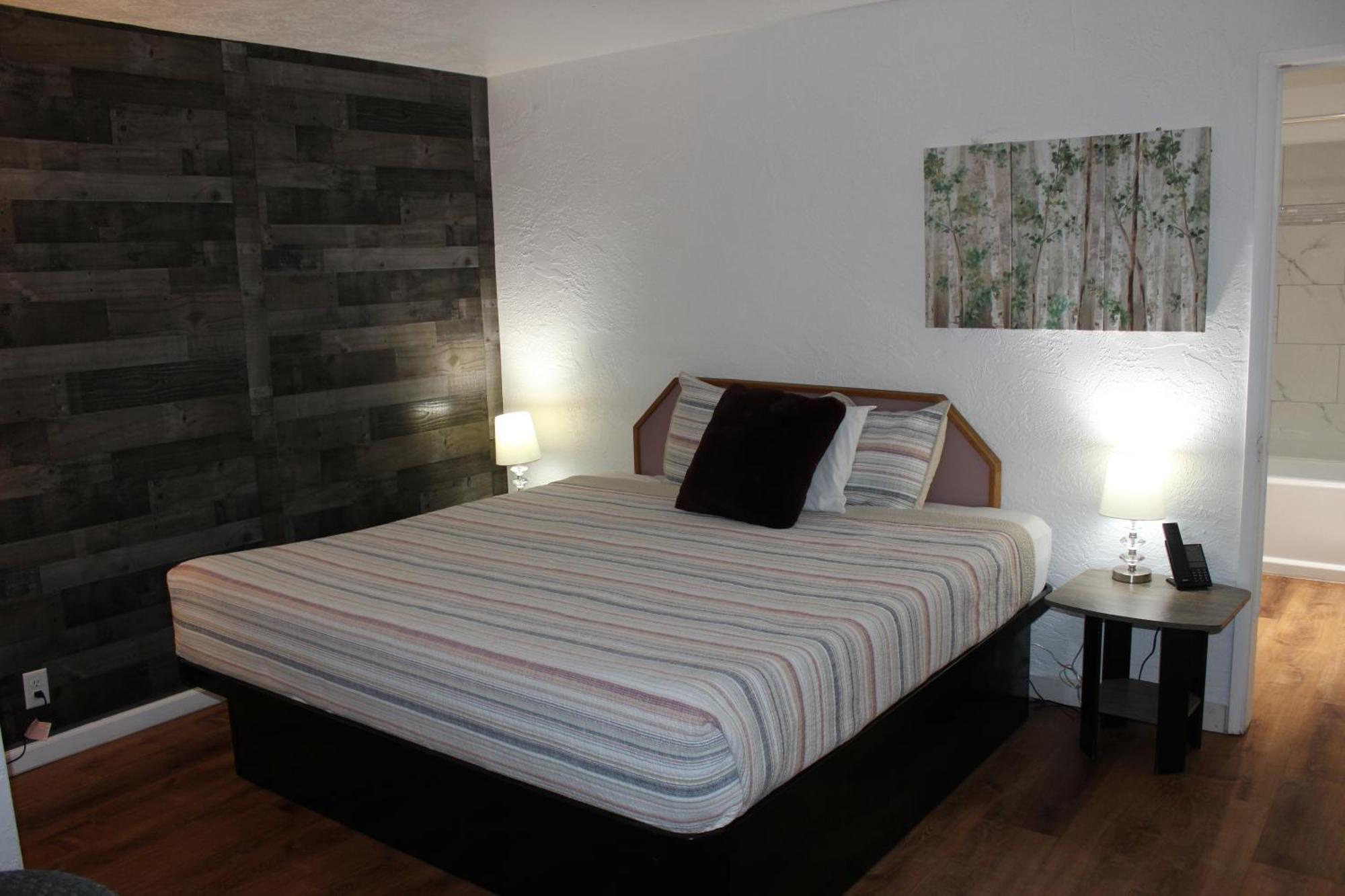 Cedarwood Of 2*