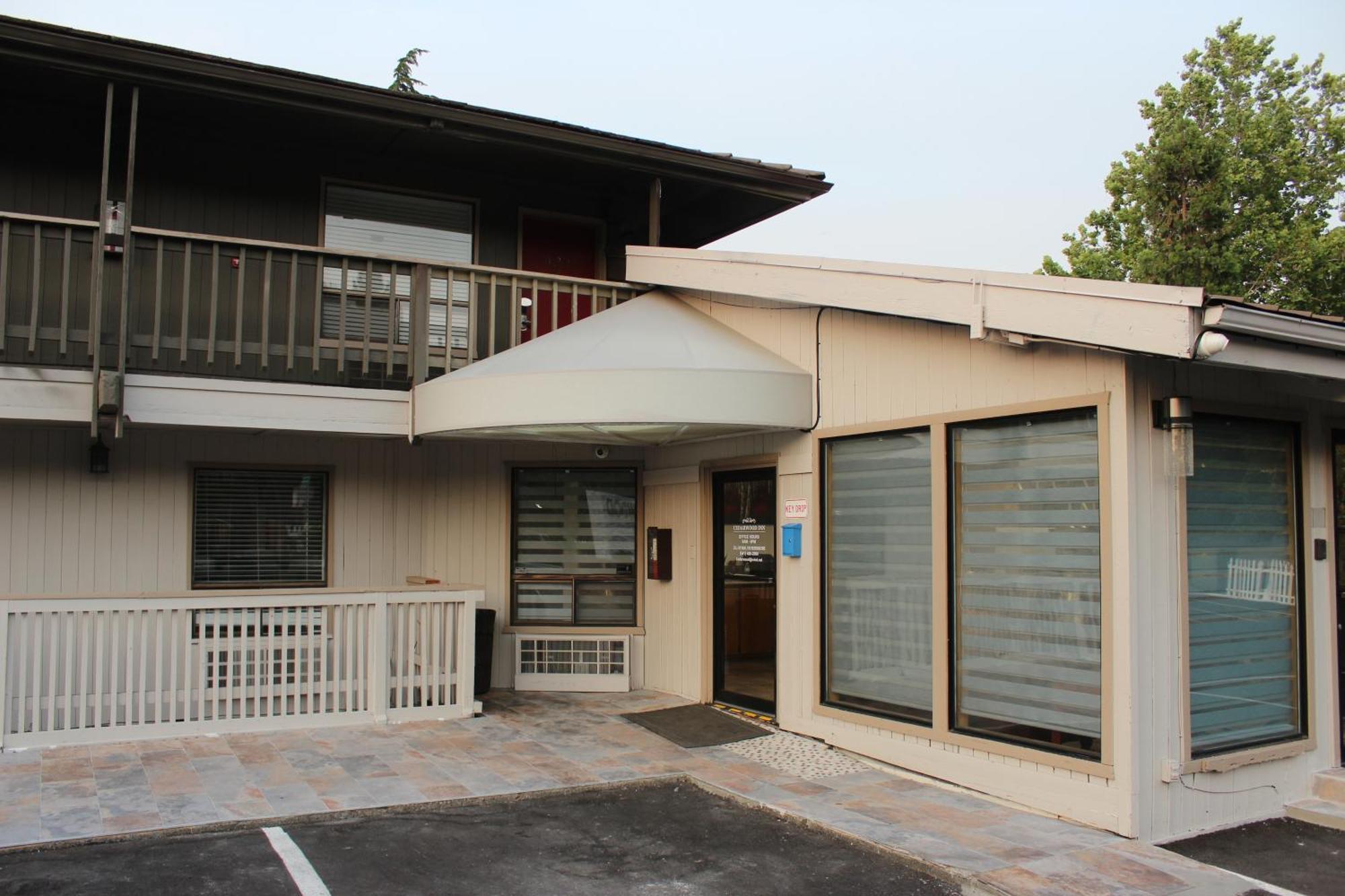 Motel Cedarwood Of